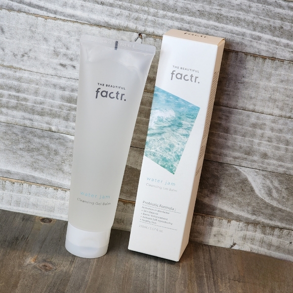 The Beautiful Factr~Water Jam Cleansing Gel Balm - Picture 3 of 4